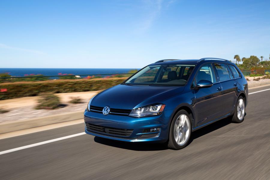  Volkswagen Golf SportWagen 2015 года  (US) (фото 14 из 25)